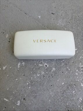 Versace hardbody clamshell sunglasses case